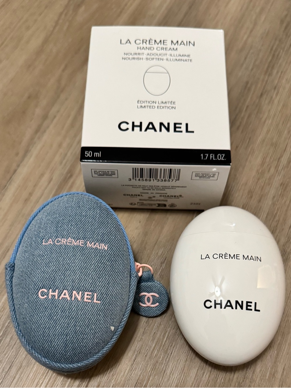 CHANEL La Creme Main 2026 Spring Coco Denim Collection Limited Edition - Picture 4 of 6
